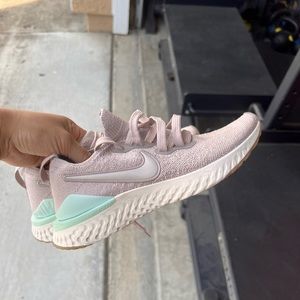 Nike flyknit sneakers